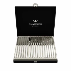 SKAUGUM BESTIKK BESTIKKSETT 18 DELER New