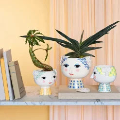 BJØRN WIINBLAD Bjørn Wiinblad Eva Potteskjuler På Fot 15,5cm Hvit m/Dekorasjon Best