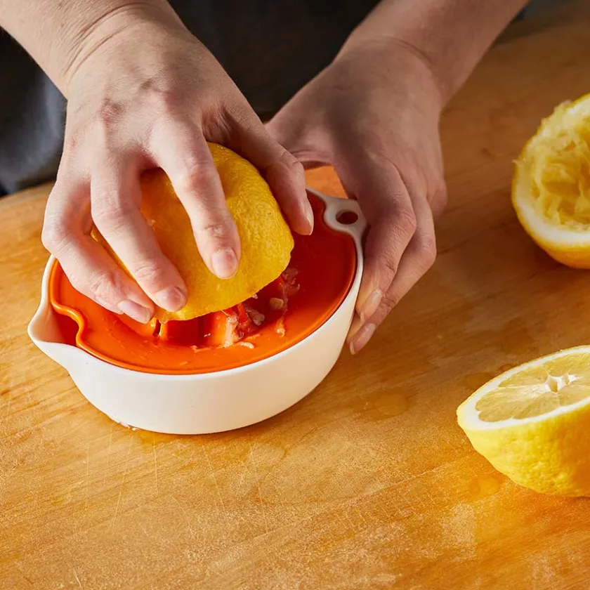 FISKARS Functional Form Juice Presser Sale