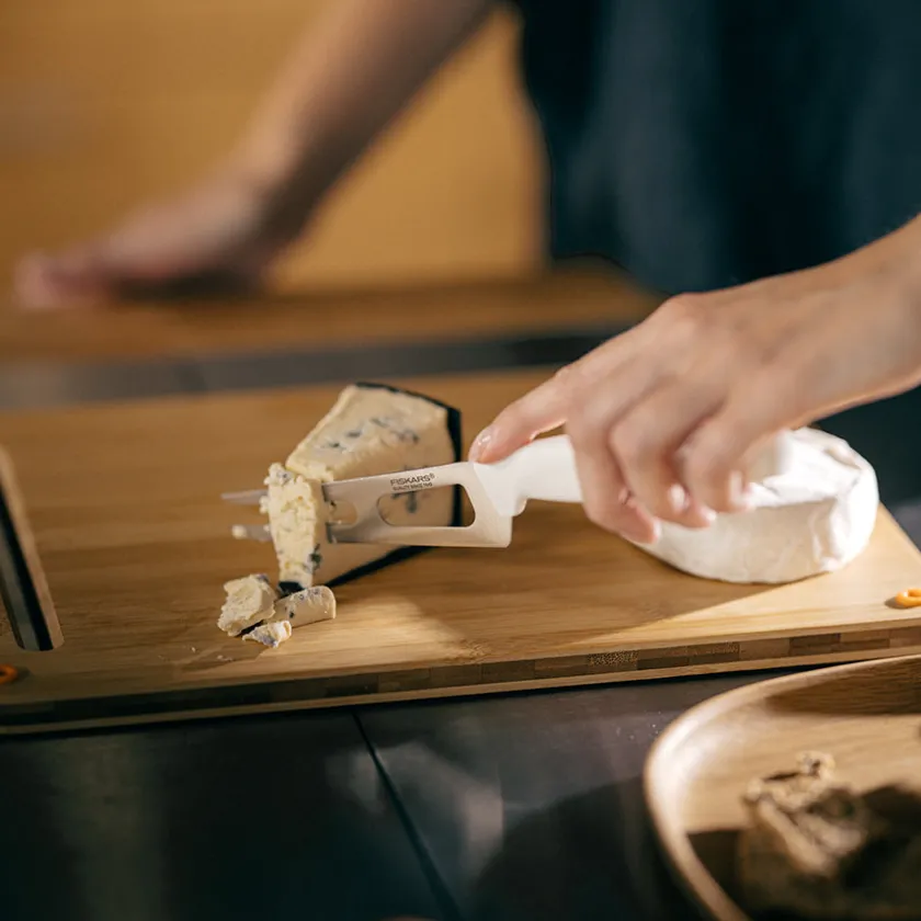 FISKARS Functional Form Ostekniv Hvit New