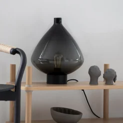 HADELAND GLASSVERK Arkiv Bordlampe 4218 Røkgrå Outlet