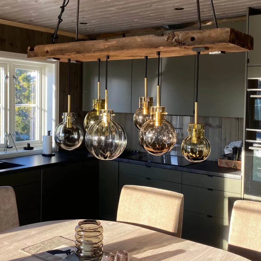 HADELAND GLASSVERK Krystalkule Taklampe