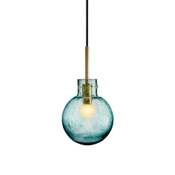 HADELAND GLASSVERK Krystallkule Taklampe Soda Blågrønn Outlet