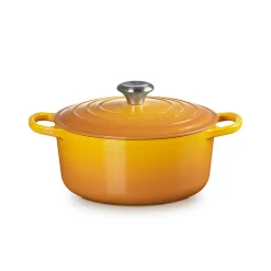 LE CREUSET Rund Støpejernsgryte 24cm/4,2L Nectar Hot