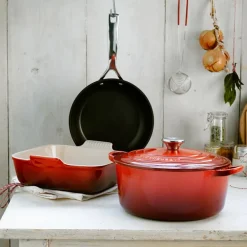 LE CREUSET Støpejernsgryte 5,3L/26cm Cerise Sale