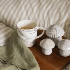 PORSGRUNDS PORSELÆNSFABRIK Marmor Krus fra Porsgrunds Porselænsfabrik Hot