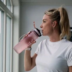 NOVA Dynamic Vannflaske 1L Rosa Clearance