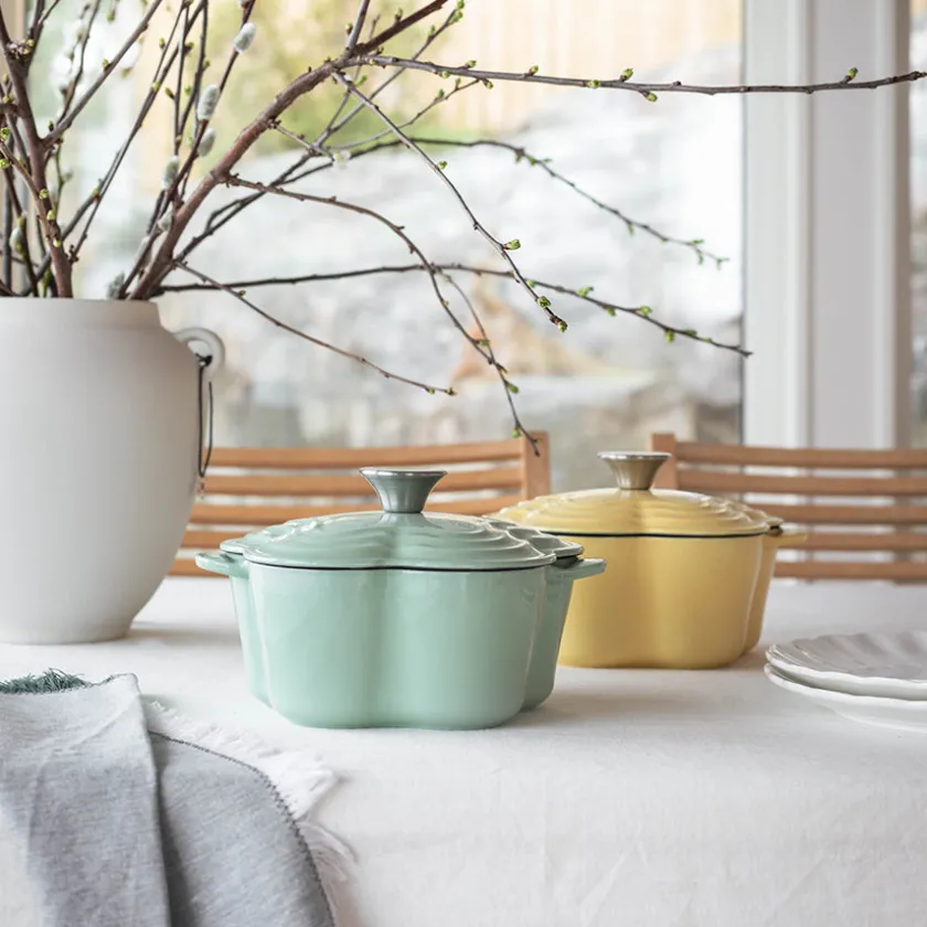 SEASONS Easter Collection Støpejernsgryte Blomst 1,9L 30cm Grønn Clearance