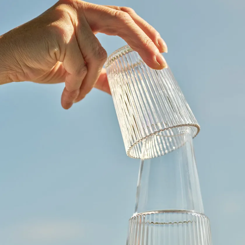 STELTON Pilastro Karaffel Med Glass 1L Hot